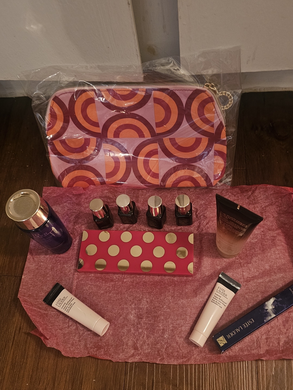 Estee Lauder Make Up Remover  Advanced Night Cleansing. Glow Eye Shadow. Mascara